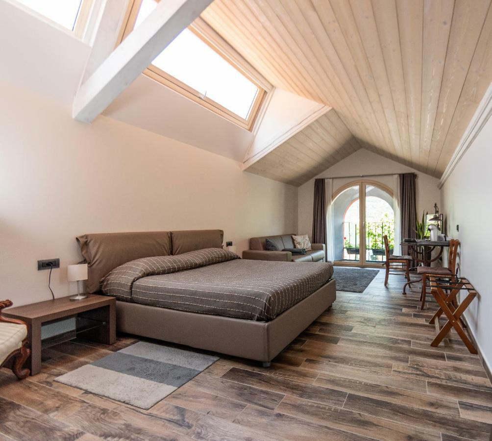 La Locanda Del Cantiere Лалльо Экстерьер фото
